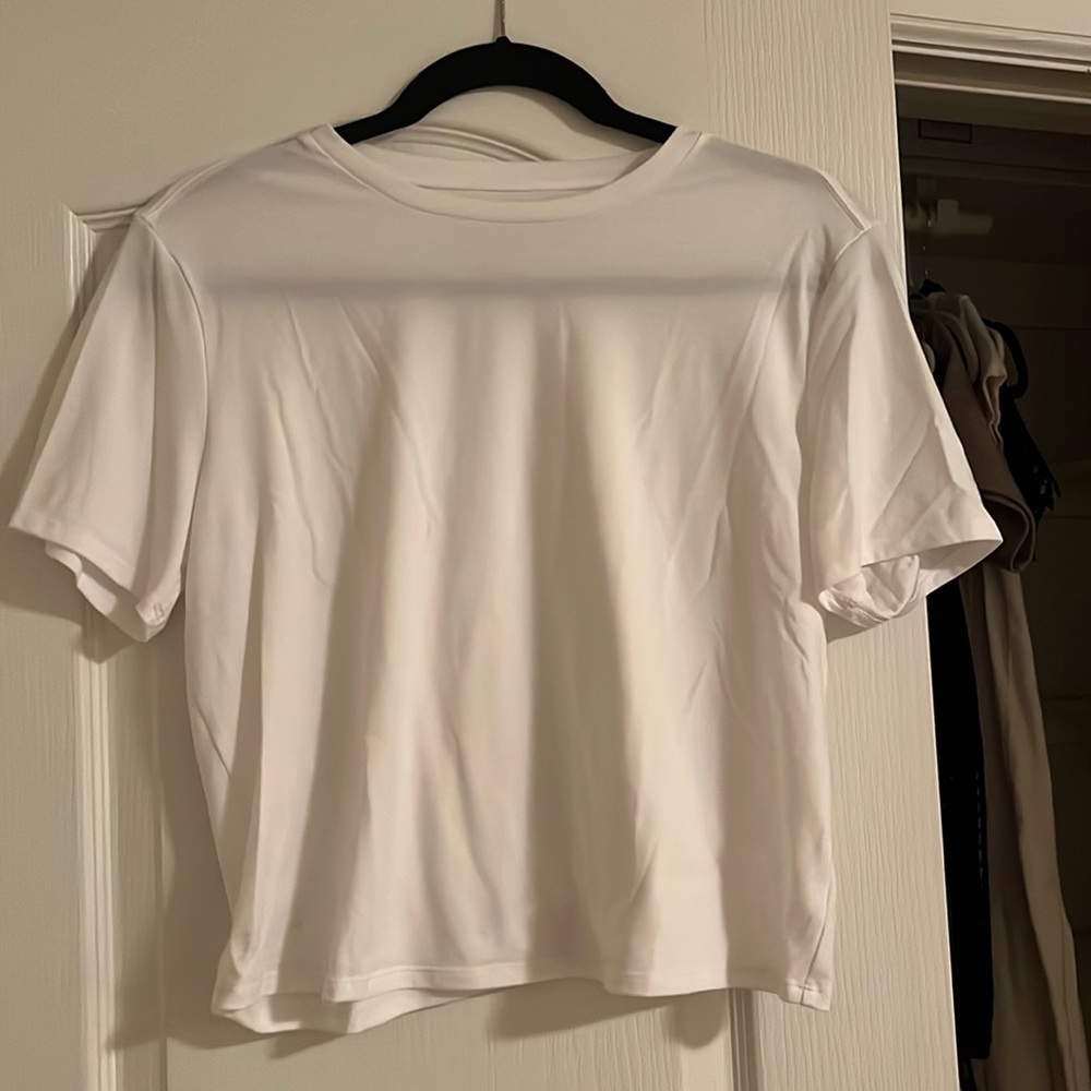 Outdoor Voices basic white tee, size Medium